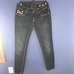 Miss me jeans (no missing jems and like new!)